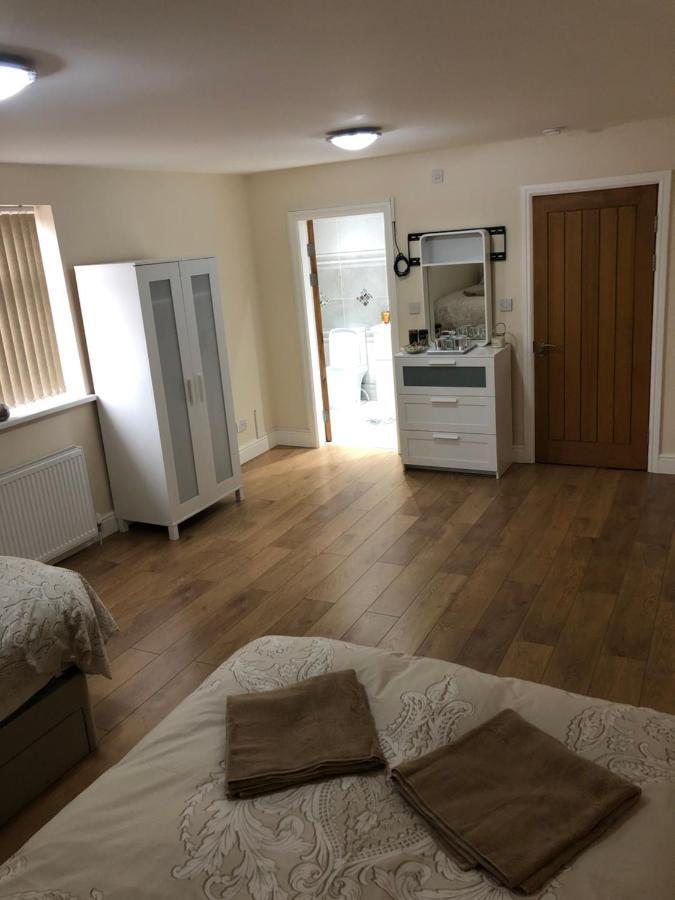Big Room Rusholme With Tv And Private Bathroom-Parking&Wifi Manchester Exteriör bild