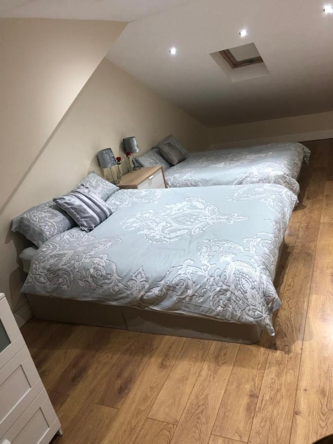 Big Room Rusholme With Tv And Private Bathroom-Parking&Wifi Manchester Exteriör bild