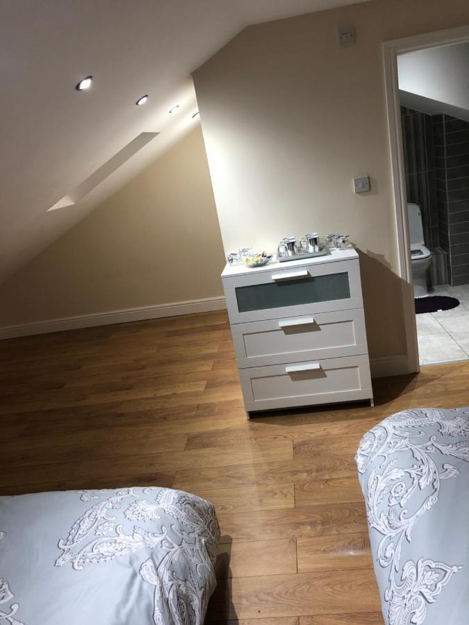 Big Room Rusholme With Tv And Private Bathroom-Parking&Wifi Manchester Exteriör bild