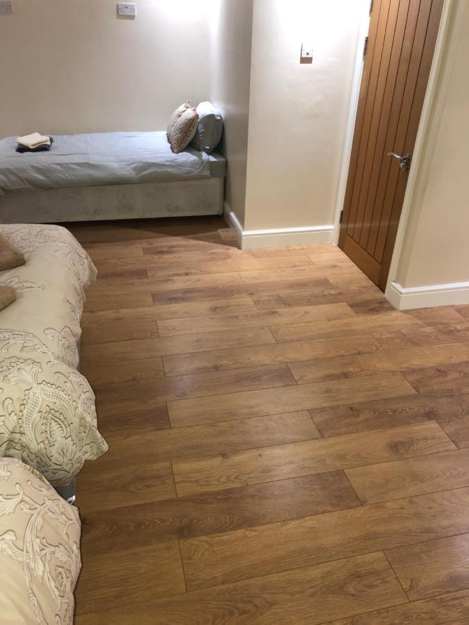 Big Room Rusholme With Tv And Private Bathroom-Parking&Wifi Manchester Exteriör bild