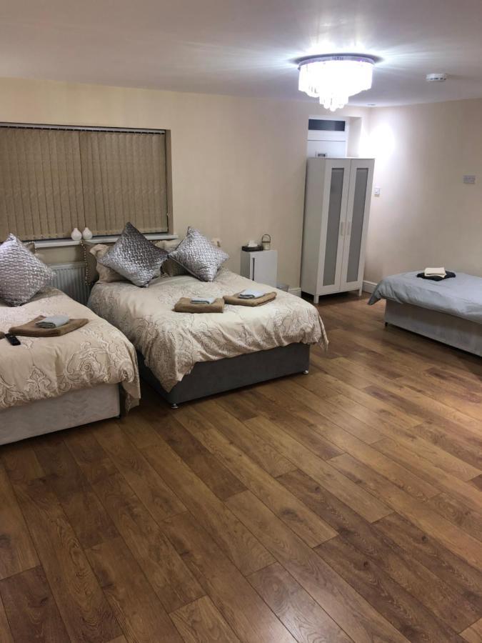 Big Room Rusholme With Tv And Private Bathroom-Parking&Wifi Manchester Exteriör bild