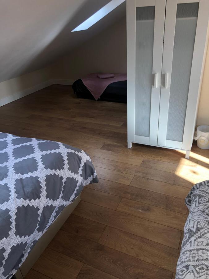 Big Room Rusholme With Tv And Private Bathroom-Parking&Wifi Manchester Exteriör bild
