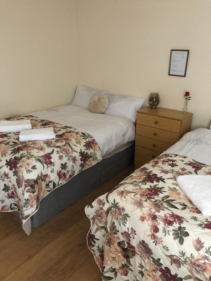 Big Room Rusholme With Tv And Private Bathroom-Parking&Wifi Manchester Exteriör bild