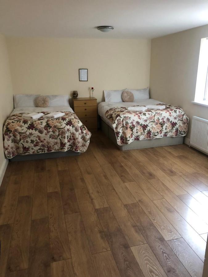 Big Room Rusholme With Tv And Private Bathroom-Parking&Wifi Manchester Exteriör bild